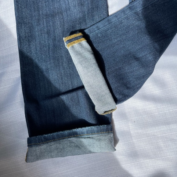 Cabi Distressed Slim Boyfriend Jeans - Picture 6 of 7